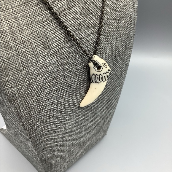 Ferocious Bite Pendant Emo Necklace - Picture 4 of 6